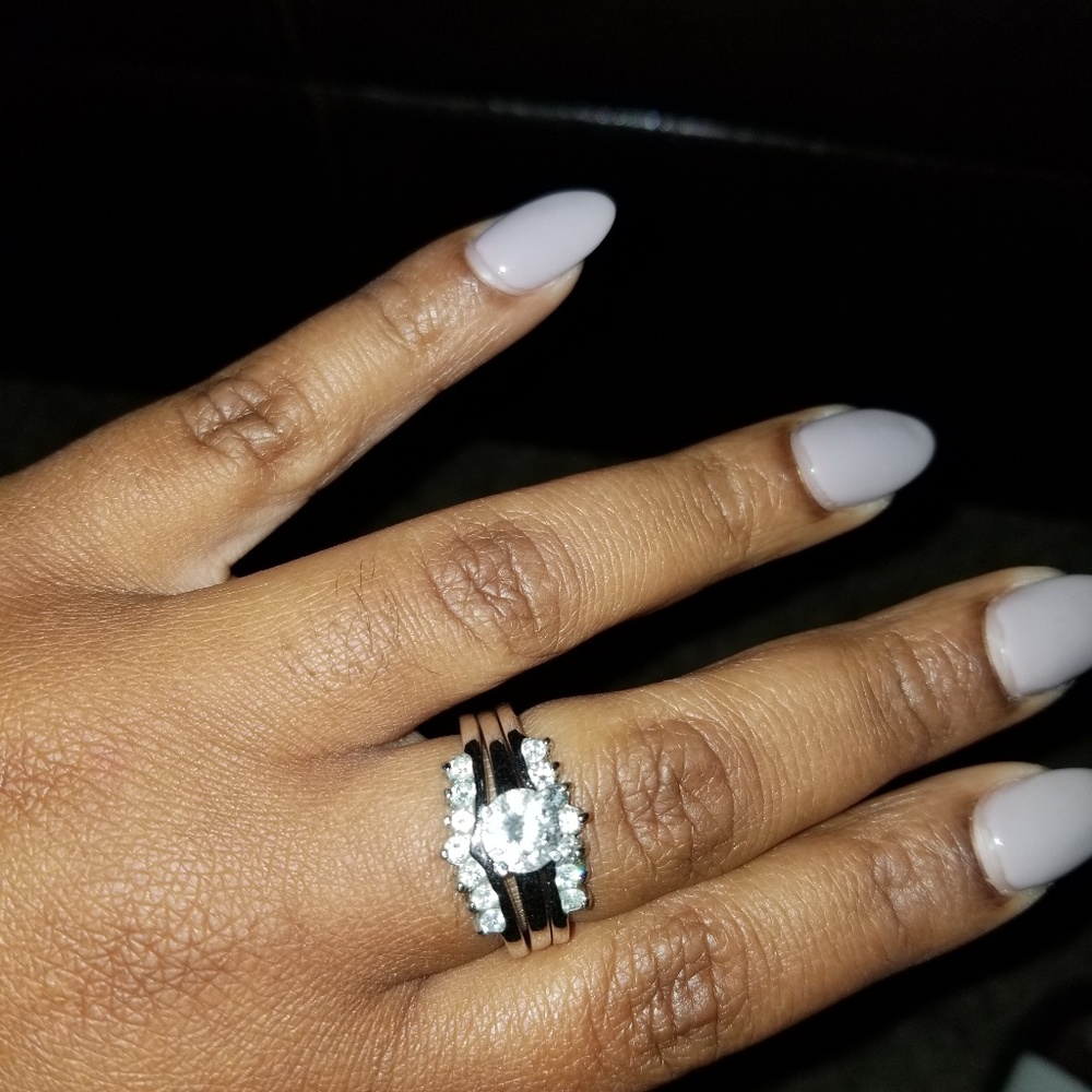 Ring - Picture 1 of 1